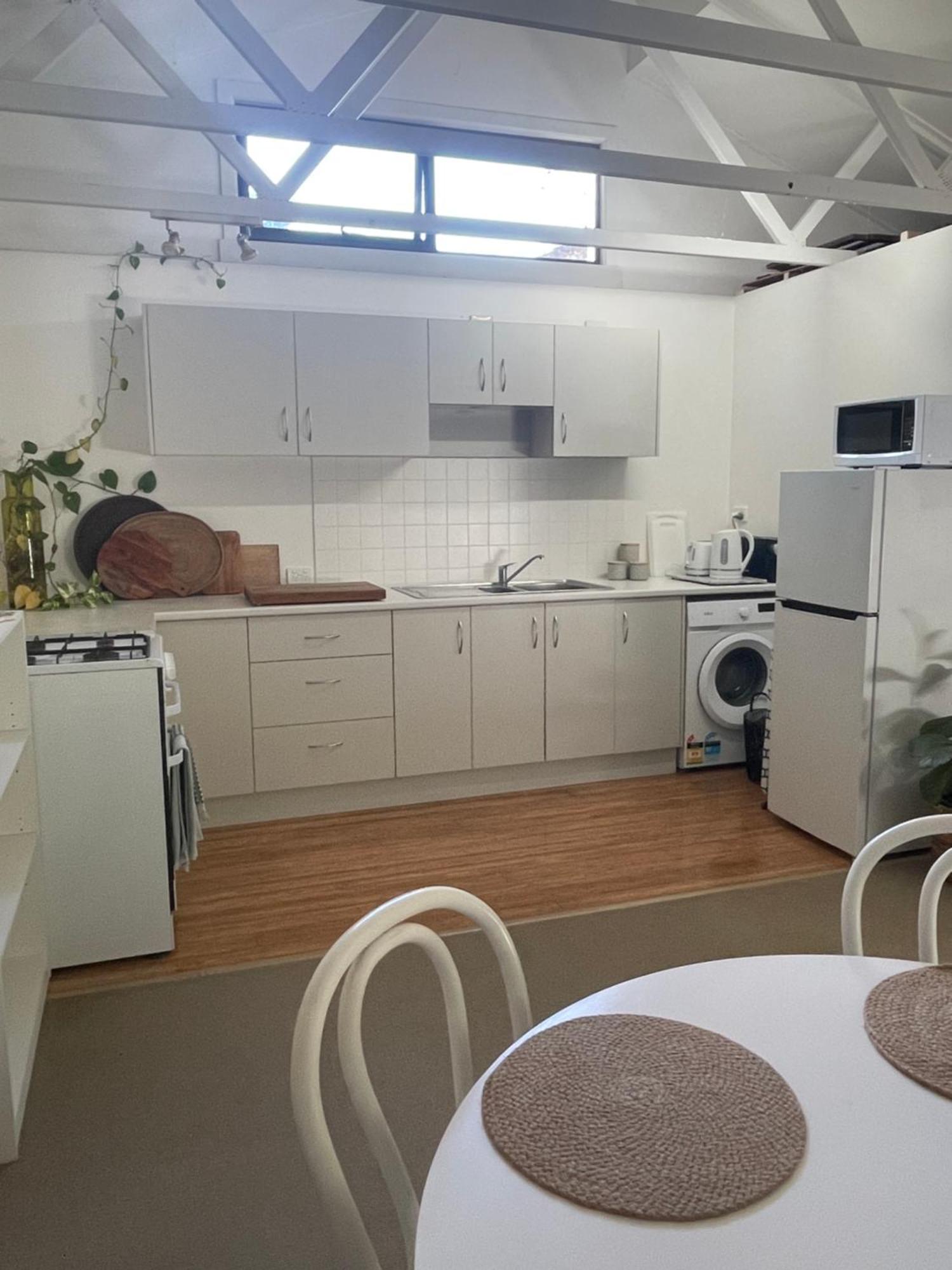 Lilli Pilli Guesthouse 바이런베이 외부 사진